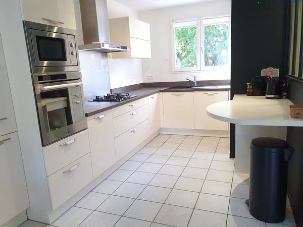 Colocation / Villa 6 pièces de 115 m², Lissieu, Rue Mozart / Photo 2