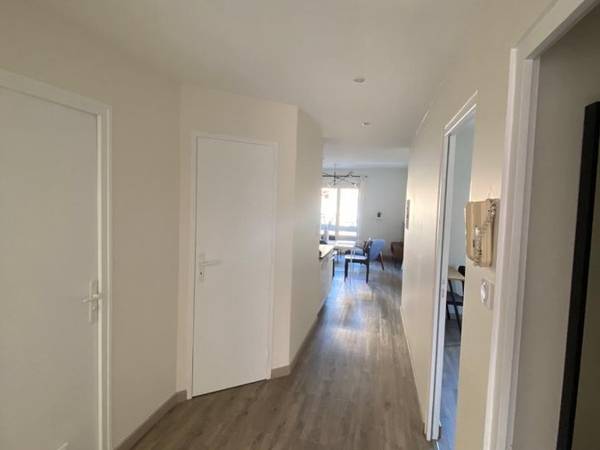Sous-location / Appartement 4 pièces de 67 m², Lyon, Rue Challemel Lacour / Photo 8