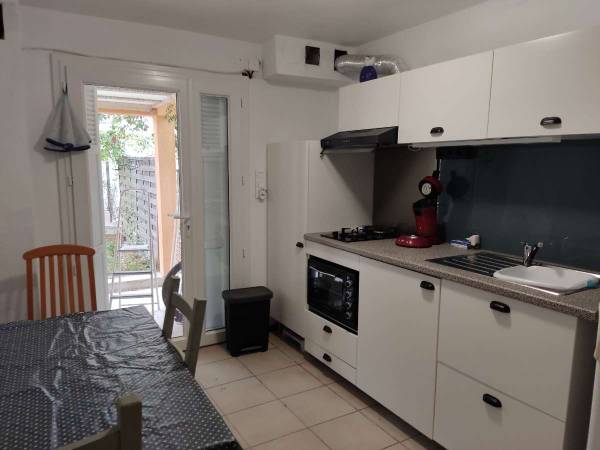 Chambre chez l'habitant / Appartement 3 pièces de 42 m², Aix-en-Provence, Avenue Reine Astrid / Photo 2