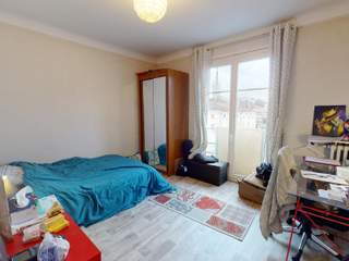 Colocation / Appartement 4 pièces de 90 m², Limoges, Boulevard Gambetta