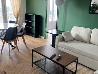 Colocation / Appartement 5 pièces de 82 m², Orléans, Allée des Roseraies