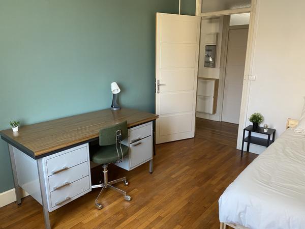 Colocation / Appartement 6 pièces de 125 m², Vandœuvre-lès-Nancy, Boulevard Georges Clémenceau / Photo 2
