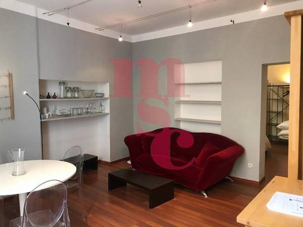 Location / Appartement 2 pièces de 40 m², Montpellier, Rue des Soeurs Noires / Photo 2