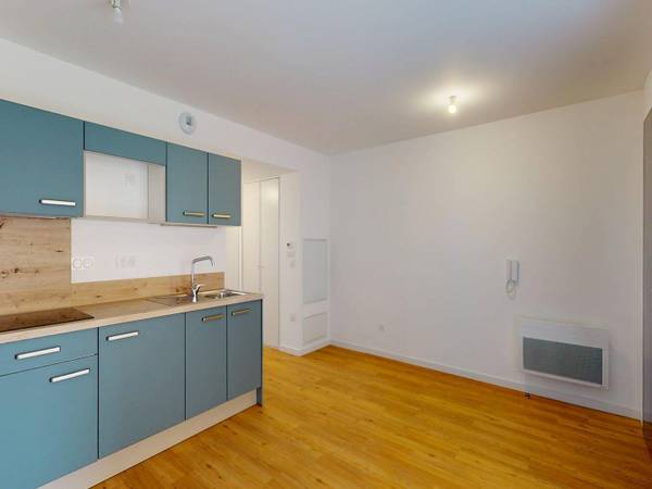 Location / Appartement 2 pièces de 40 m², Orléans, Rue de Vauquois / Photo 2