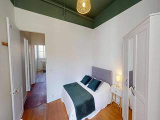 4 rooms flat · 100 m²