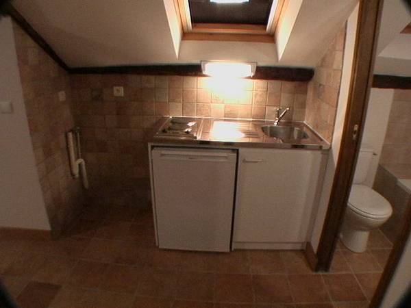 Location / Appartement 1 pièce de 20 m², Versailles, Rue de l'Orangerie / Photo 2