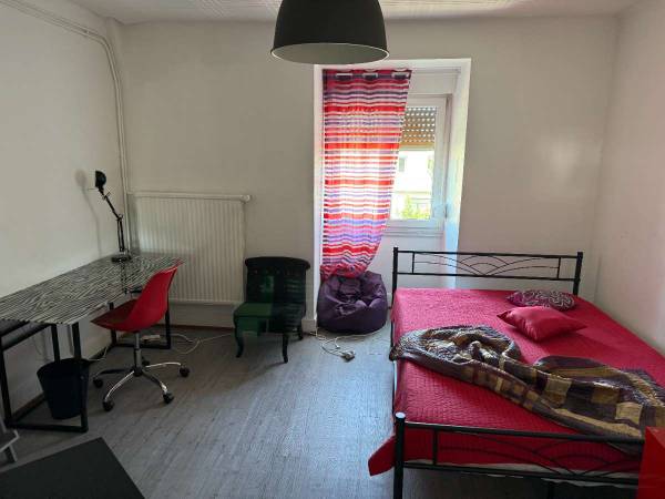 Colocation / Appartement 5 pièces de 111 m², Strasbourg, Avenue de Colmar / Photo 17