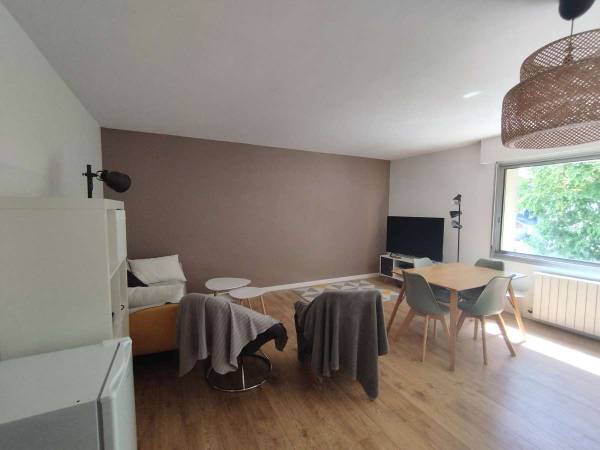 Colocation / Appartement 5 pièces de 102 m², Rouen, Rue Louis Poterat / Photo 2