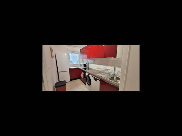 Colocation / Appartement 5 pièces de 72 m², Trappes, D Rue Danielle Casanova / Photo 10