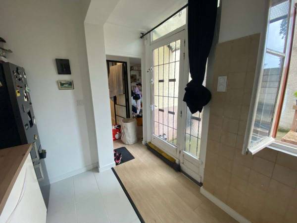 Sous-location / Appartement 3 pièces de 40 m², Aubervilliers, Rue Gaëtan Lamy / Photo 8