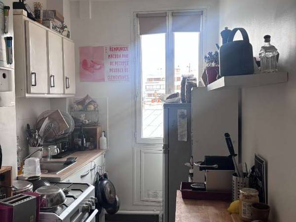 Colocation / Appartement 3 pièces de 65 m², Paris, Rue Faidherbe / Photo 7