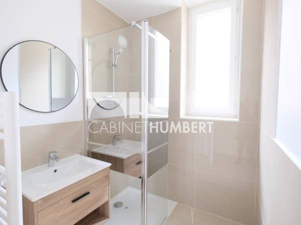 Location / Appartement 2 pièces de 40 m², Saint-Étienne, Rue Tivet / Photo 4