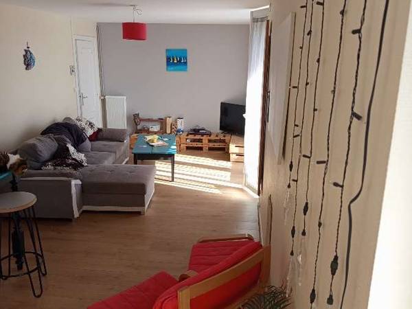 Colocation / Appartement 6 pièces de 100 m², Port-Louis / Photo 2