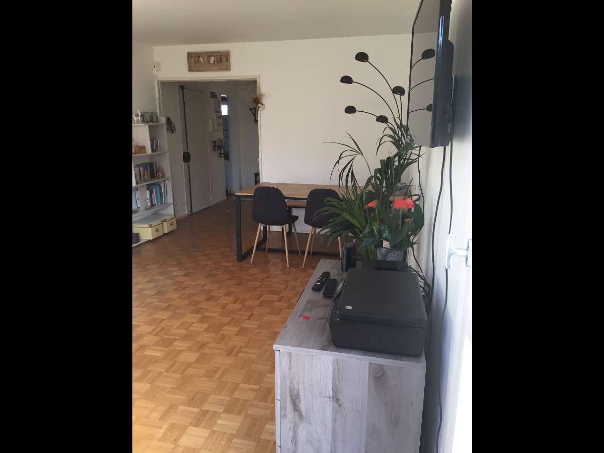 Appartement 5 pièces de 80 m² à Champs-sur-Marne | Colocation | 640€/mois photo 4