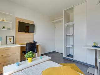 Rental / 1 room residence · 22 m², Toulouse, 46 Boulevard Déodat de Séverac