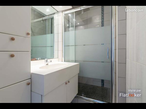 Colocation / Appartement 5 pièces de 80 m², Pau, rue de Boyrie / Photo 12