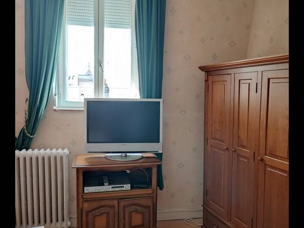 Location / Appartement, Saint-Quentin / Photo 2