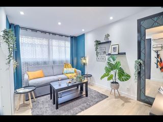 Location / Appartement 1 pièce de 20 m², Nîmes, Rue Henri-Iv