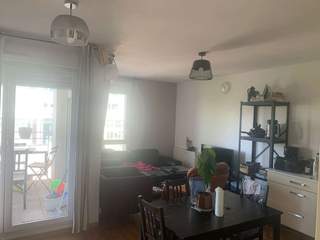 Colocation / Appartement 5 pièces de 90 m², Saint-Denis, Rue Flora Tristan