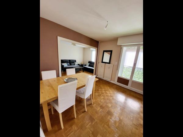 Colocation / Appartement 5 pièces de 85 m², Dijon, Boulevard Henri Bazin / Photo 2