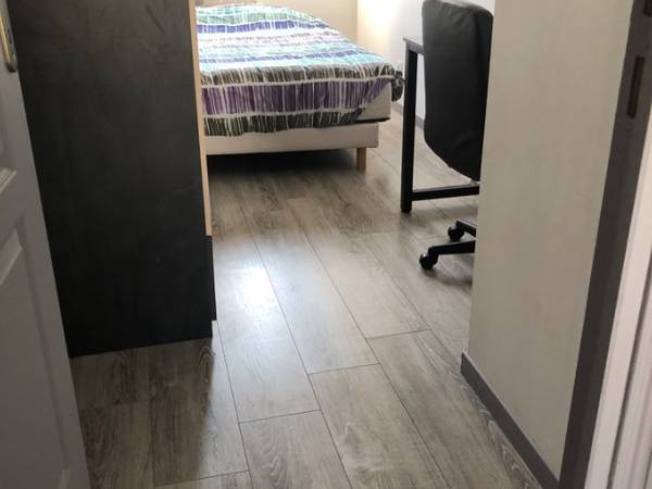 Colocation / Appartement 5 pièces de 75 m², Nanterre, rue des Venêts / Photo 2