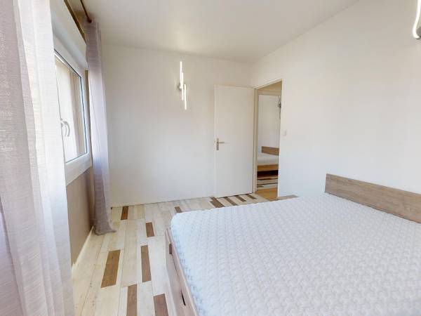 Colocation / Appartement 8 pièces de 170 m², Nancy, Rue du Sergent Blandan / Photo 2