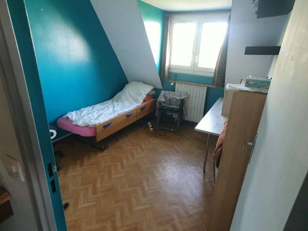Chambre chez l'habitant / Appartement 4 pièces de 100 m², Paris, Rue de la Justice / Photo 4