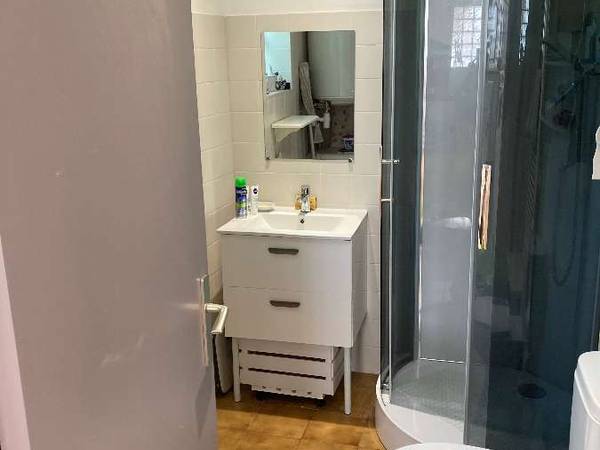 Colocation / Appartement 6 pièces de 117 m², Avignon, Rue des Papalines / Photo 2