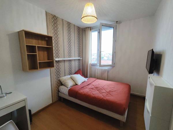 Colocation / Appartement 5 pièces de 65 m², Drancy, Rue Ribot / Photo 2