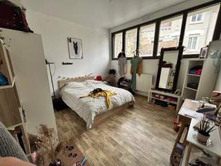 Colocation / Maison 6 pièces de 110 m², Tours, Rue Saint-Barthélémy