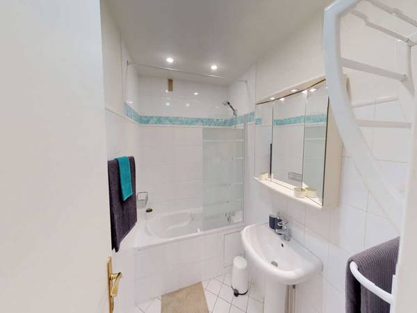 Colocation / Appartement 5 pièces de 130 m², Paris, Rue Claude Lorrain / Photo 11