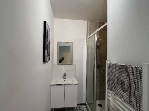 Colocation / Appartement 5 pièces de 81 m², Mérignac, Avenue Blaise Pascal / Photo 2