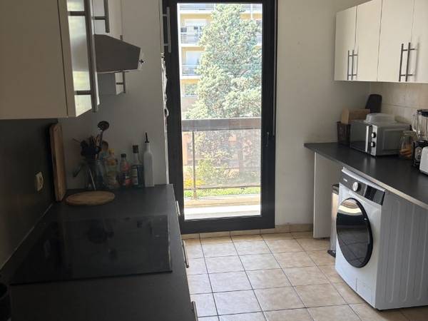 Flatsharing / 4-bedroom flat · 120 m², Lyon, Rue André Philip / Photo 2