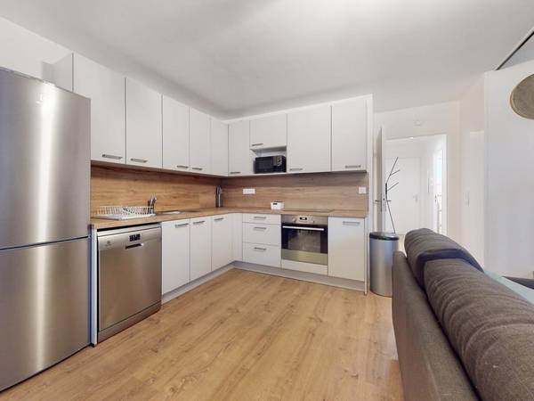 Colocation / Appartement 6 pièces de 93 m², Créteil, 2 Square de l'Eau Vive, / Photo 2