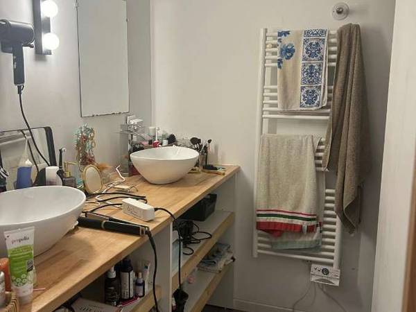 Colocation / Appartement 3 pièces de 100 m², La Rochelle, Rue Albert 1er / Photo 2