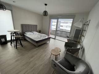 Rental / 1 room residence · 19 m², Clermont-Ferrand, Rue Desdevises du Dézert