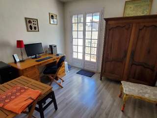 Homestay / 4-bedroom flat · 78 m², Châteaurenard, Rue Jentelin
