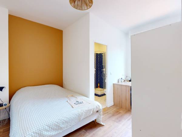 Colocation / Appartement 13 pièces de 350 m², Rennes, Rue Lafond / Photo 2