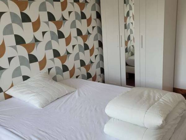 Colocation / Appartement 5 pièces de 81 m², Cergy, Rue de la Justice Orange / Photo 2