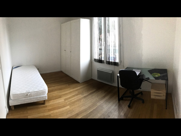 Colocation / Appartement 8 pièces de 210 m², Bures-sur-Yvette, Rue Charles De Gaulle / Photo 5