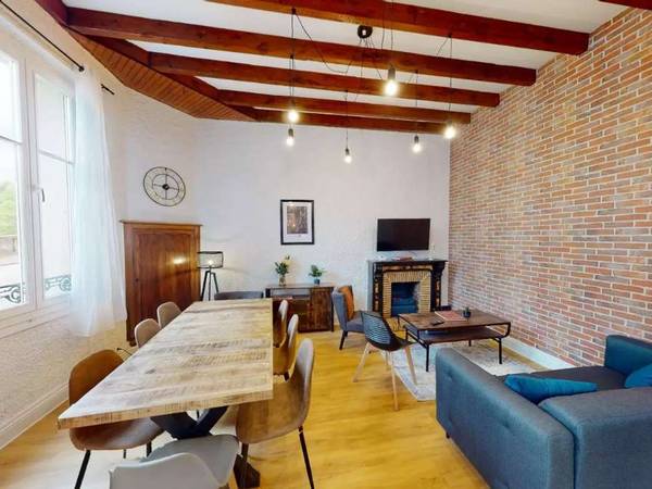 Colocation / Maison 10 pièces de 170 m², Angoulême, Rue de Saintes / Photo 2