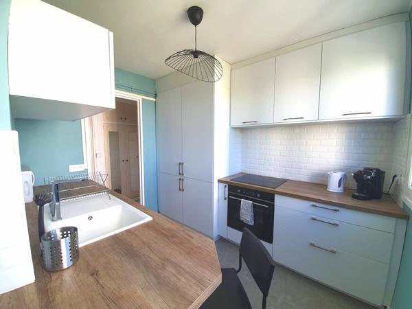 Flatsharing / 5-bedroom flat · 86 m², Orléans, Allée des Roseraies / Photo 2