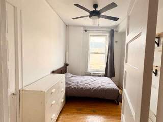 Flatsharing / 7-bedroom apartment building · 110 m², Montréal, Rue Saint Marc