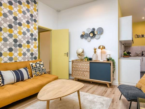 Colocation / Appartement 5 pièces de 75 m², Bordeaux, Rue Ferbos 2ème Étage / Photo 2