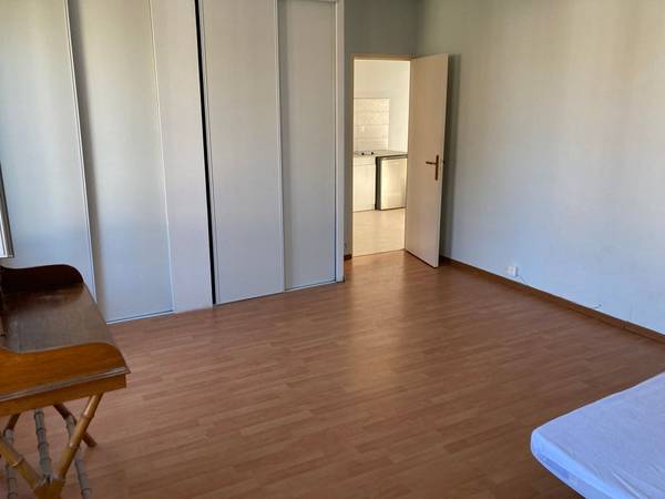Location / Appartement 1 pièce, Flers / Photo 2