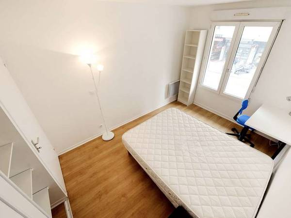 Colocation / Appartement 4 pièces de 75 m², Paris, Rue D’Avron / Photo 2