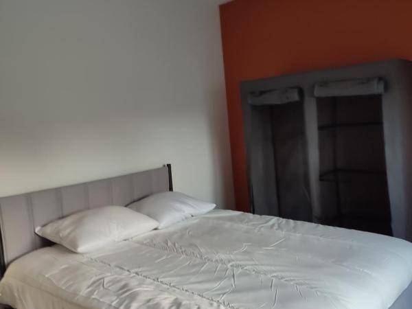 Homestay / 1-bedroom flat · 27 m², Rosny-sous-Bois, Avenue . Jean-Jaurès / Photo 2