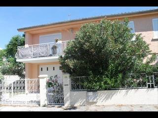 Colocation / Villa, Nîmes