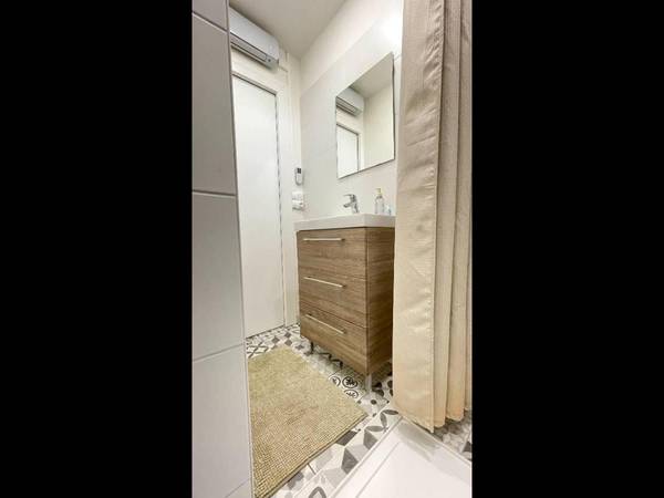 Colocation / Appartement 5 pièces de 65 m², Valence, Rue Sully / Photo 3