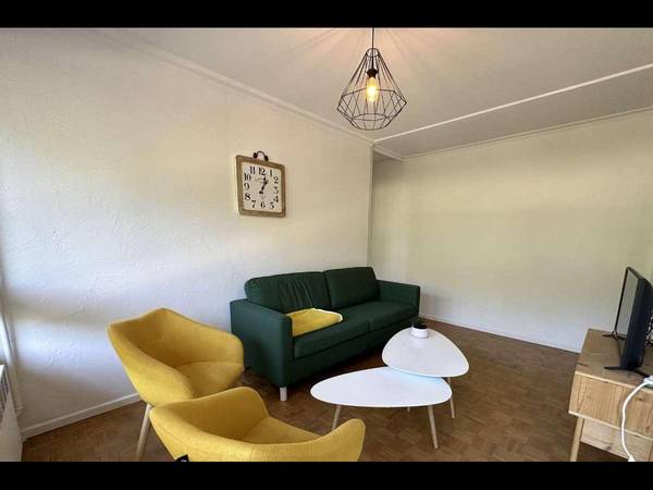 Colocation / Appartement 5 pièces de 90 m², Oullins-Pierre-Bénite, Boulevard de l'Europe / Photo 2